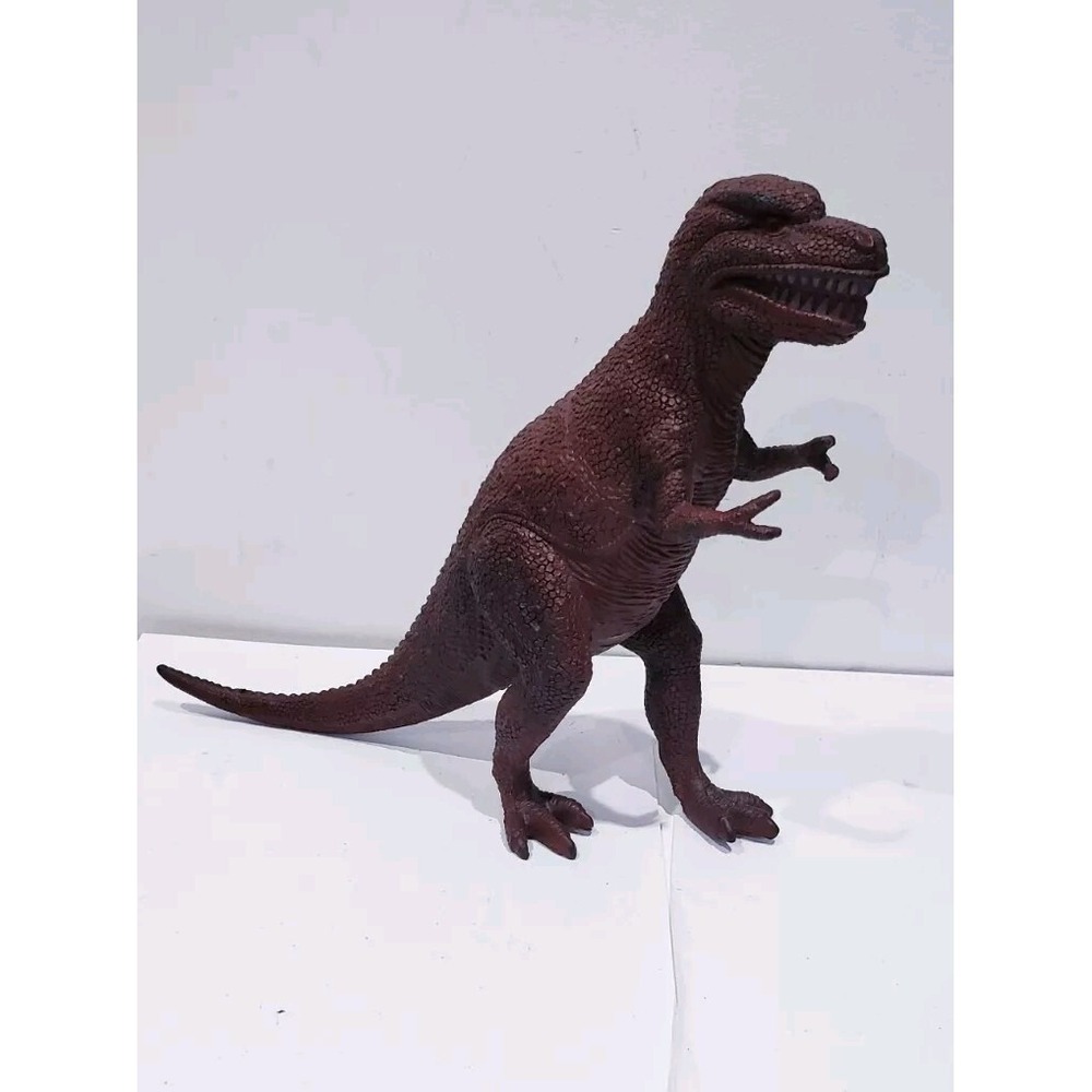 T-Rex Tyrannosaurus Dinosaur Figure Lucky Star